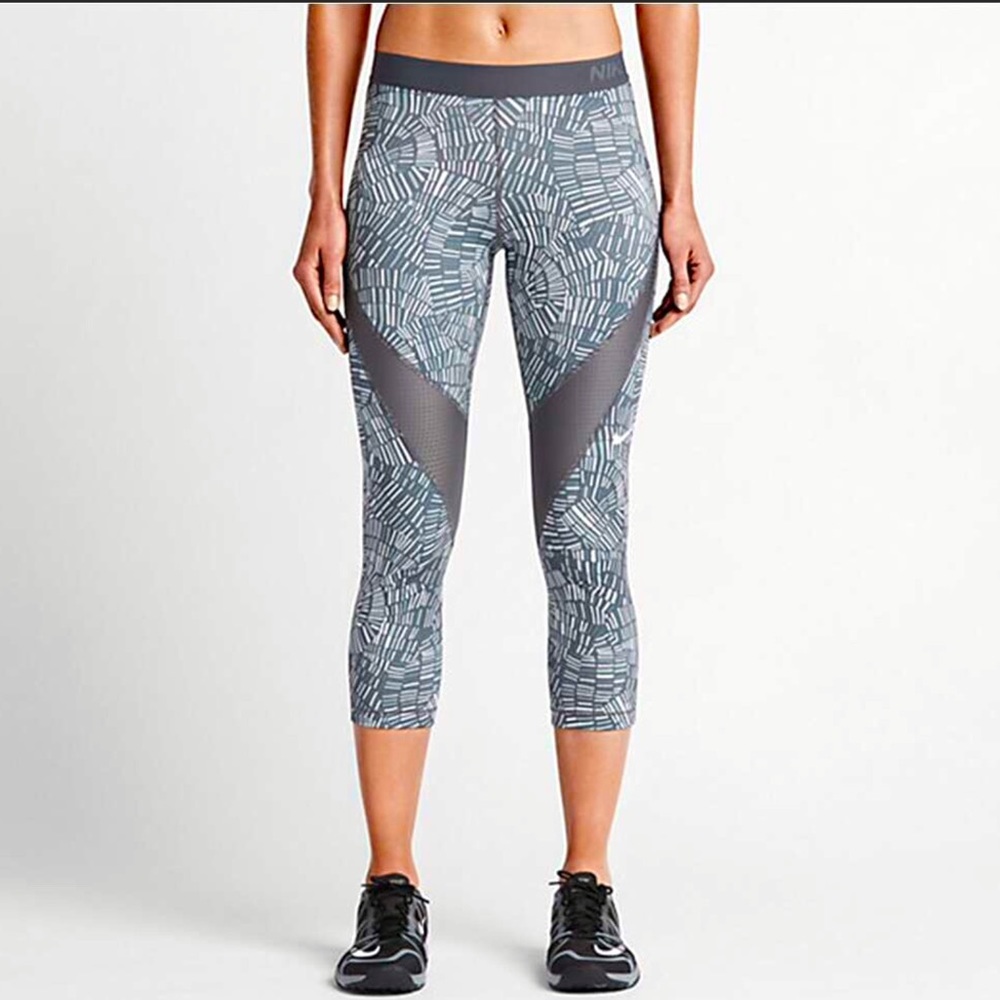 Nike Pro Hypercool Tidal Drift Capri cropped athletic gray print leggings S